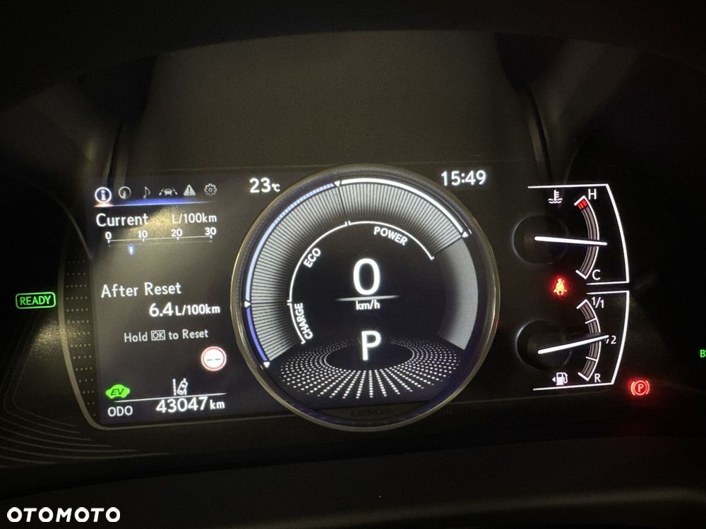 Lexus ES 300h Prestige - 19