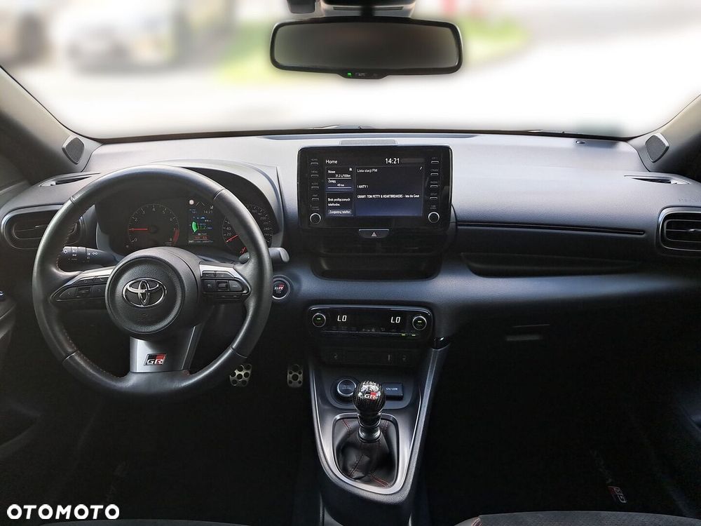 Toyota Yaris - 7