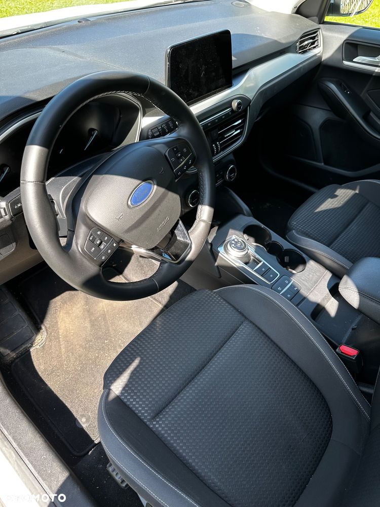 Ford Focus 1.5 EcoBoost Titanium - 17