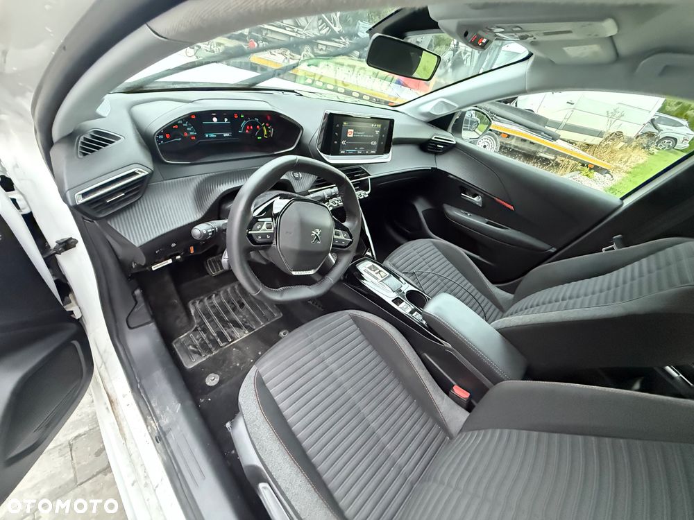 Peugeot 208 50kWh Active - 5