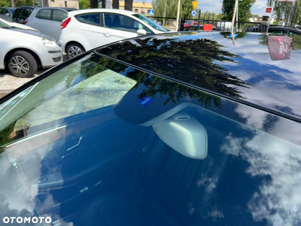 Mercedes-Benz Klasa E 200 CDI DPF BlueEFFICIENCY 7G-TRONIC Elegance - 27