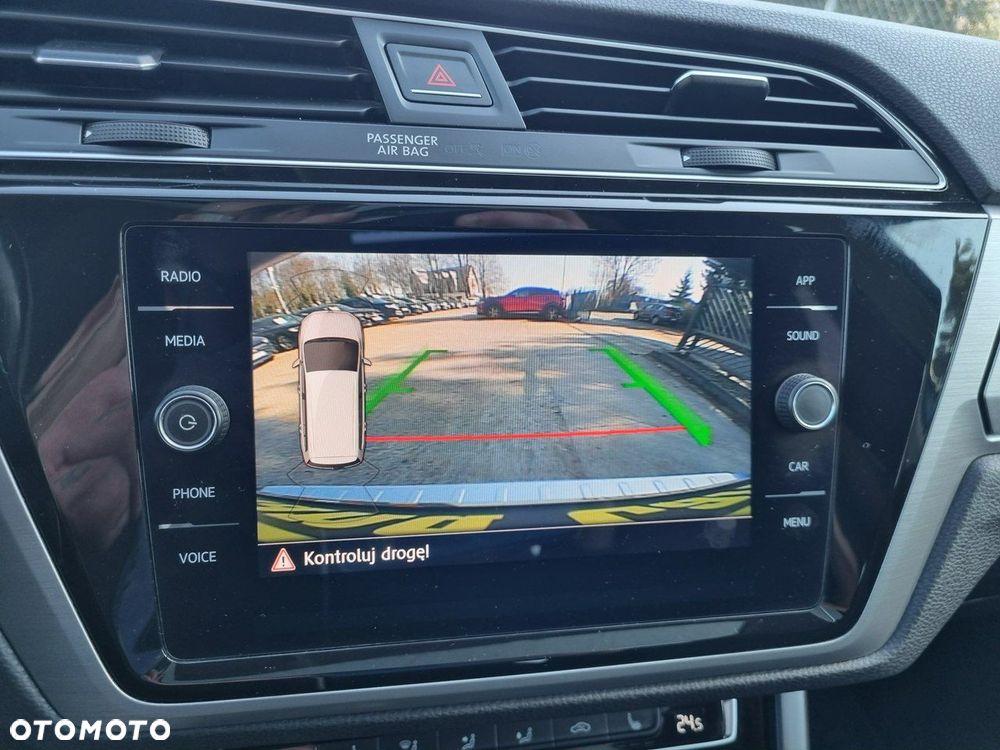 Volkswagen Touran 1.6 TDI BMT SCR Comfortline - 19