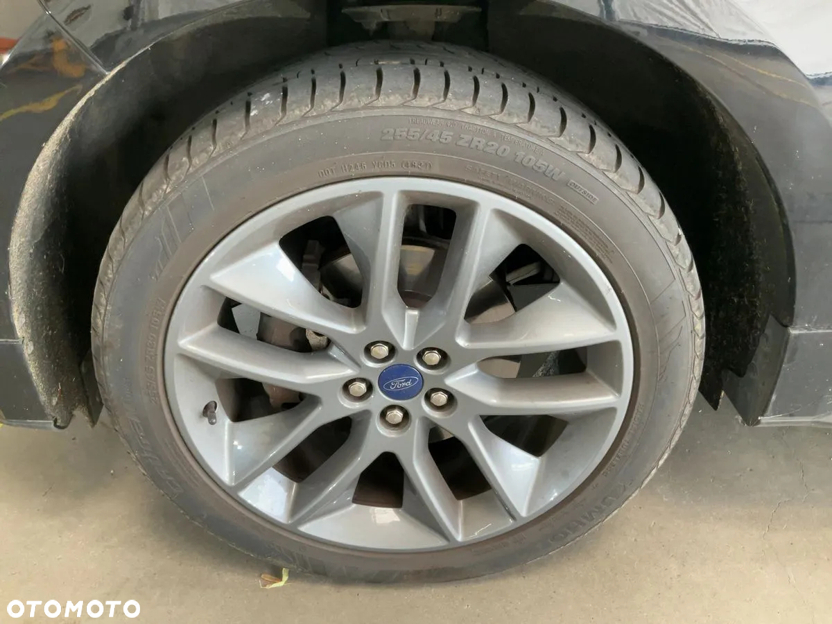 Ford Edge 2.0 TDCi Twin-Turbo 4WD ST-Line - 12