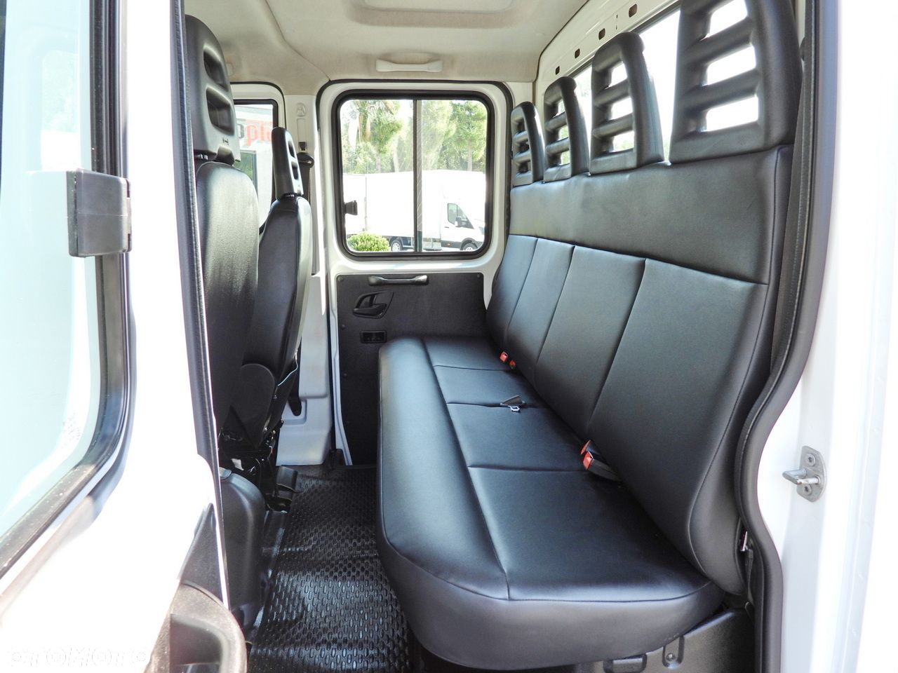 Iveco DAILY 35C16 WYWROTKA PODWÓJNA KABINA DOKA 6 MIEJSC BLIŹNIACZE KOŁA KLIMATYZACJA  160KM - 28