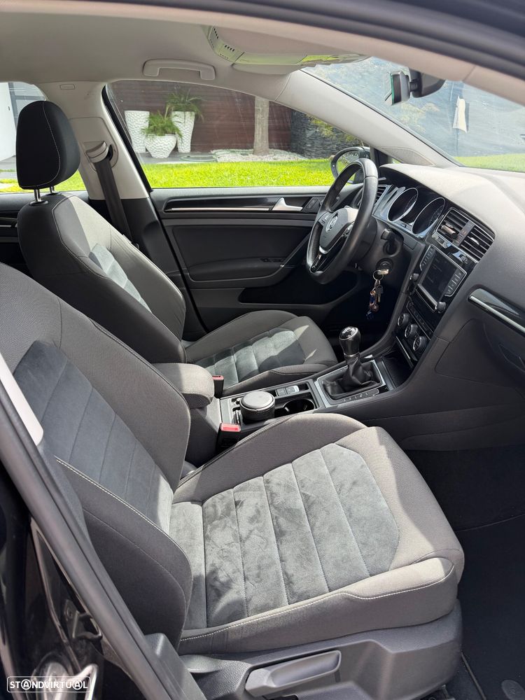 VW Golf Variant - 4