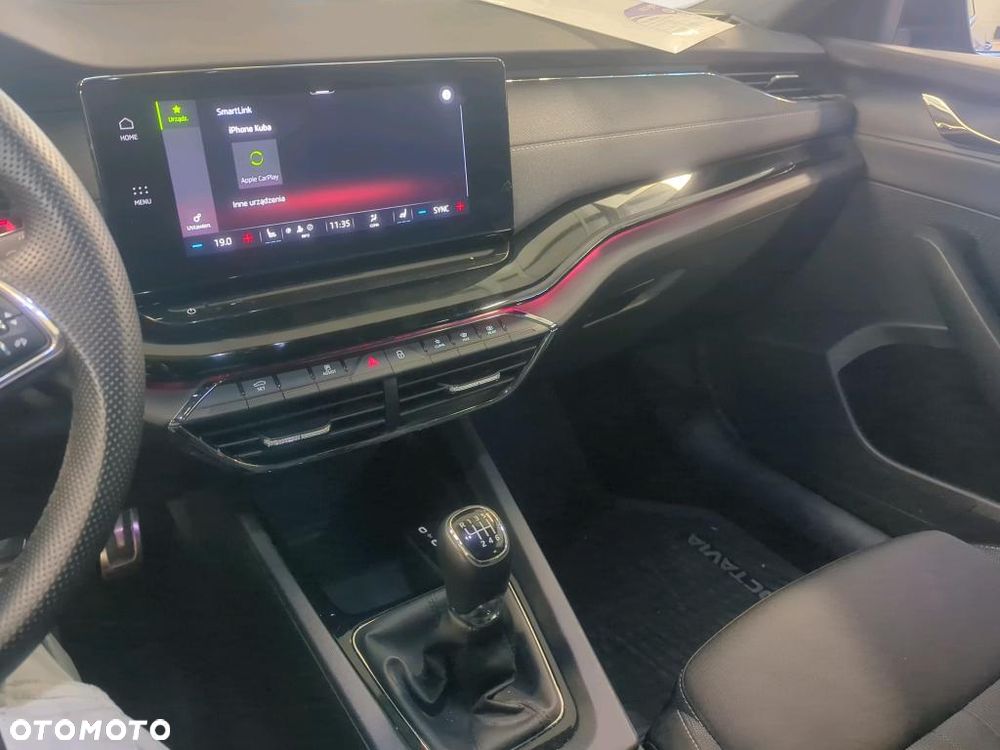 Skoda Octavia 1.5 TSI ACT Style - 10