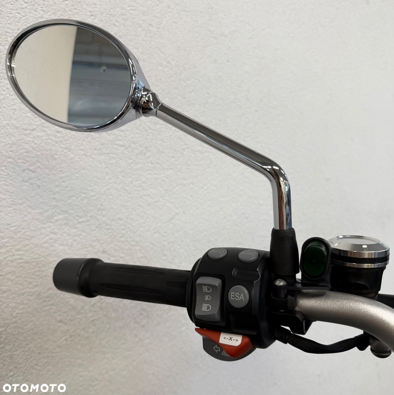 BMW R - 7