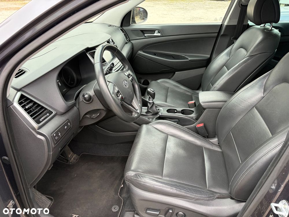 Hyundai Tucson blue 1.7 CRDi 2WD Advantage - 8