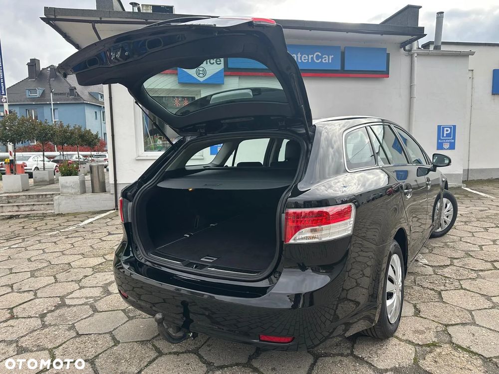 Toyota Avensis Touring Sports 1.8 Comfort - 7