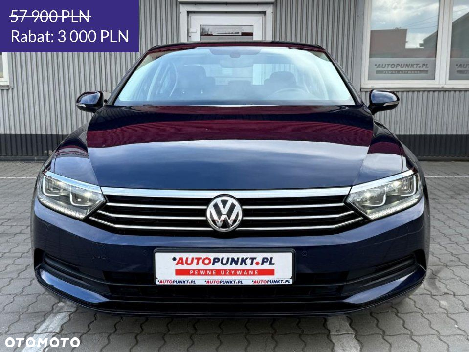 Volkswagen Passat - 8
