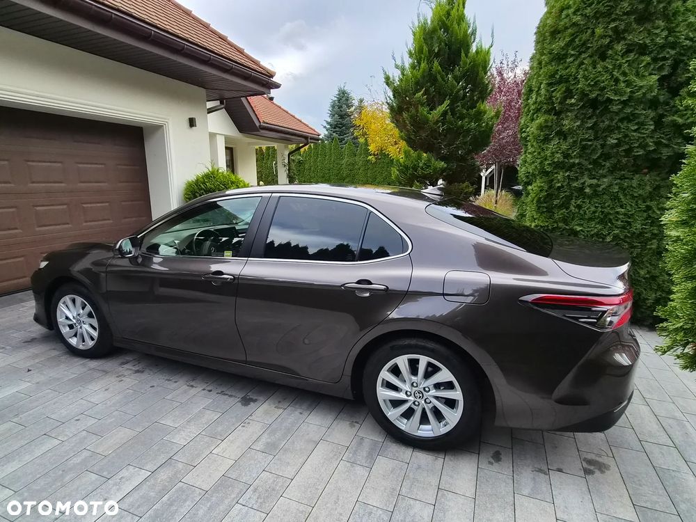 Toyota Camry - 15