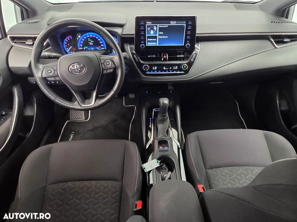 Toyota Corolla - 4