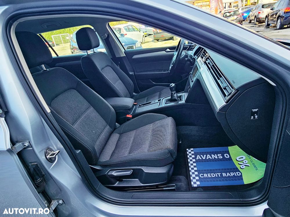Volkswagen Passat - 19