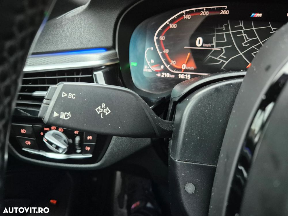 BMW Seria 5 520d xDrive AT MHEV - 10