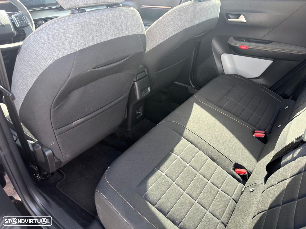 Citroën C3 Aircross 1.2 Hybrid Plus e-DSC6 - 19