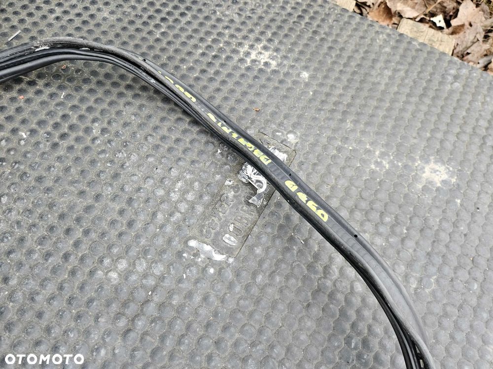 Uszczelka Guma Pokrywy Klapy Bagaznika VW Golf IV 4 Hatchback 3 5 Drzwi - 18