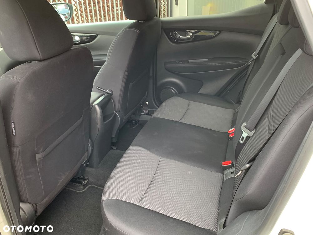 Nissan Qashqai - 11