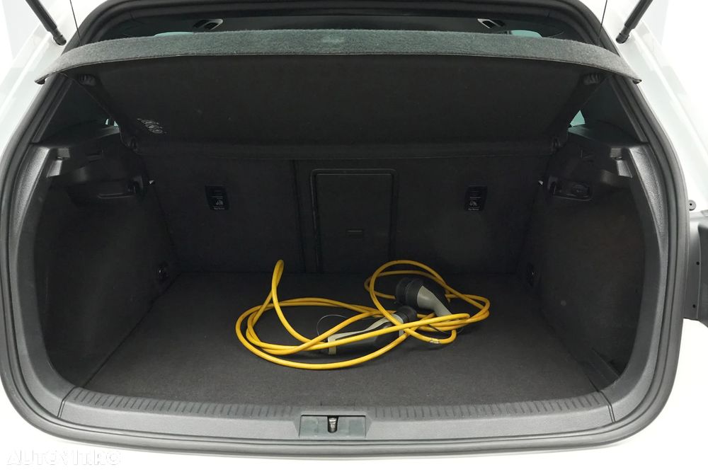 Volkswagen Golf 1.4 GTE Plug-In-Hybrid DSG - 25