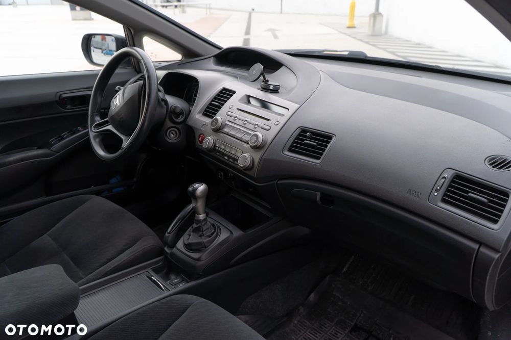 Honda Civic 1.8 Comfort - 10