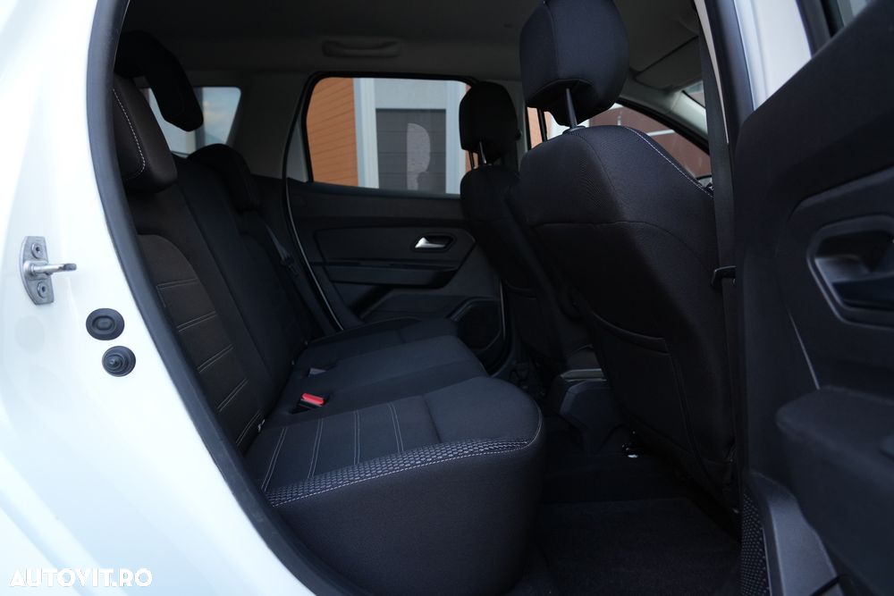 Dacia Duster TCe 150 GPF Prestige jante 17" - 12