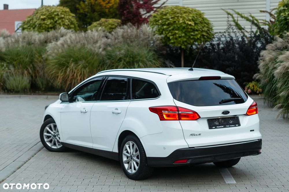 Ford Focus - 16