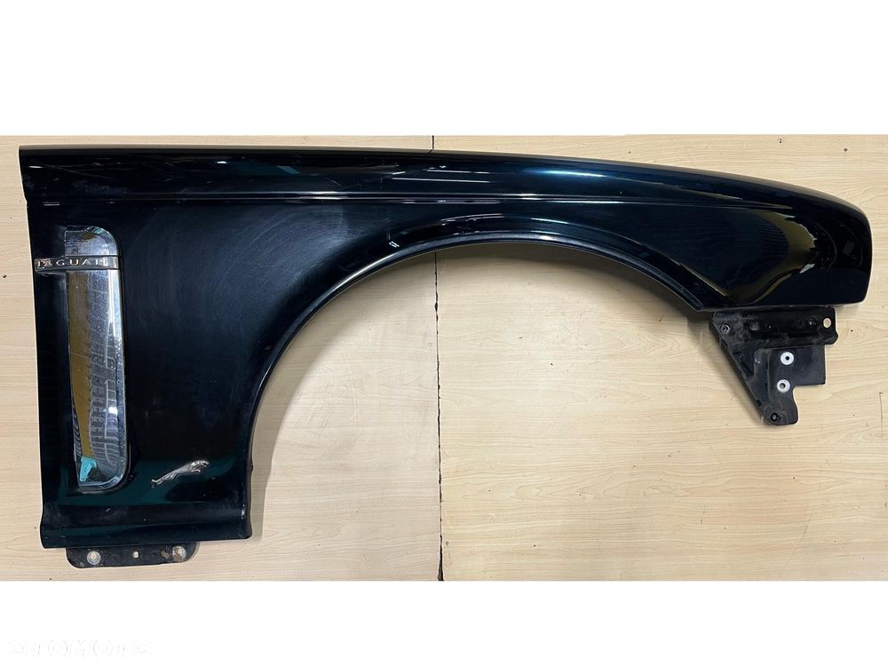 Błotnik przedni prawy Jaguar XJ X358 2007-2009 - 1
