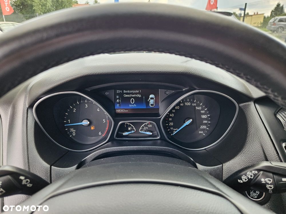 Ford Focus 1.5 TDCi DPF Start-Stopp-System Titanium - 19