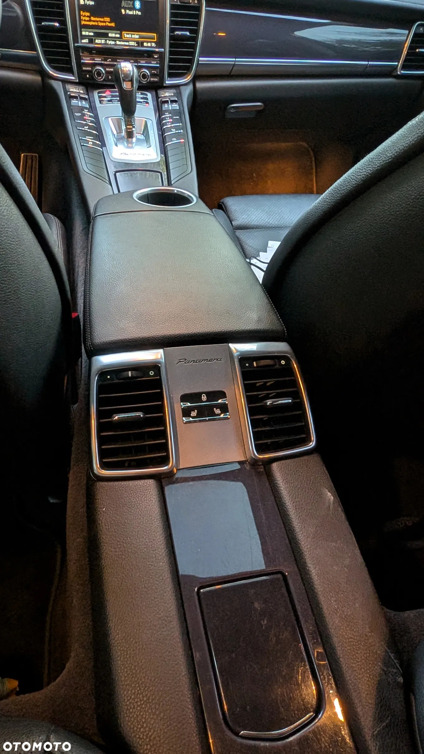 Porsche Panamera 4 Edition - 23