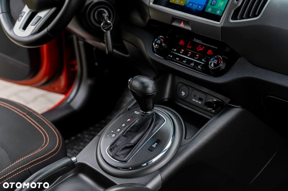 Kia Sportage 2.0 CRDI XL - 26