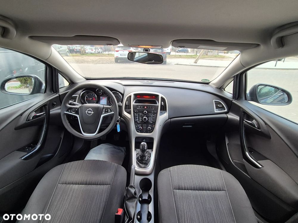 Opel Astra 1.4 Selection - 32