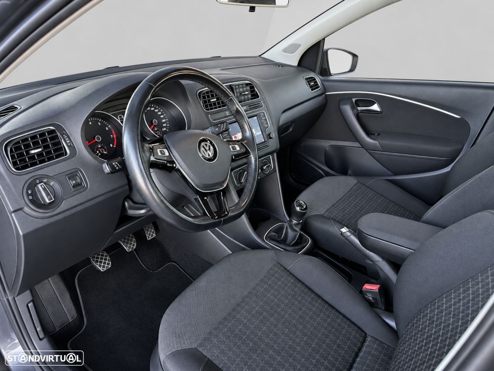 VW Polo 1.0 Confortline - 14