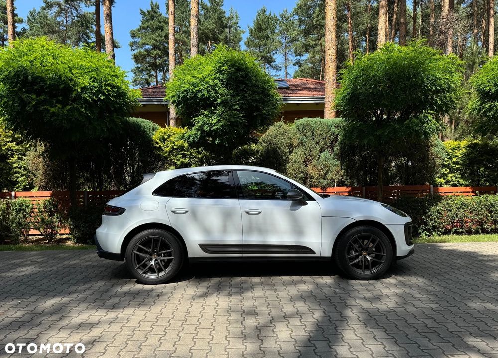 Porsche Macan T - 1