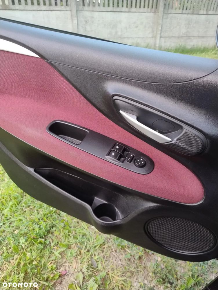 Fiat Punto Evo 1.4 8V Estiva Blue&Me - 10