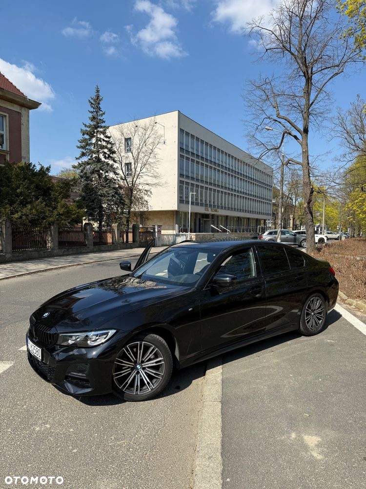 BMW Seria 3 320d xDrive MHEV M Sport sport - 17