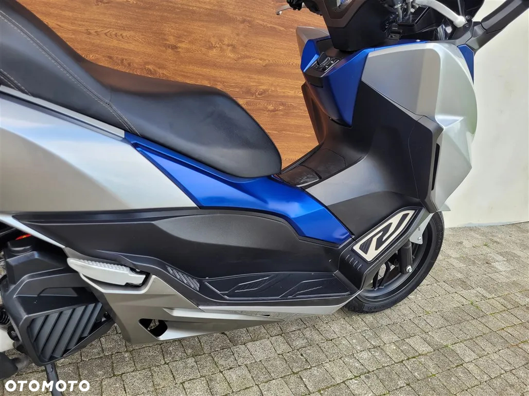 Honda NSS - 29