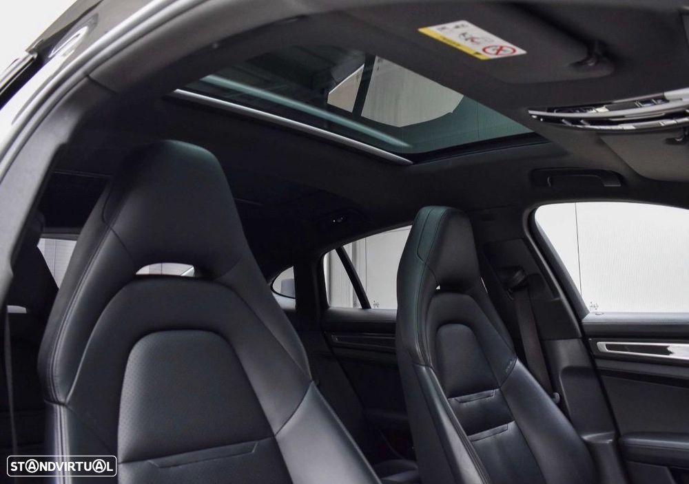 Porsche Panamera 4 S - 15