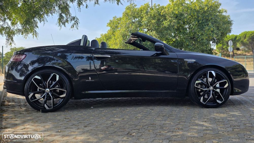 Alfa Romeo Spider 2.4 JTDM - 6