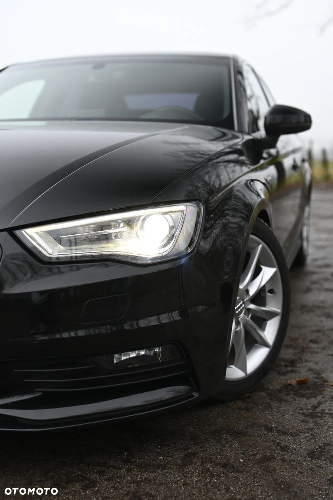 Audi A3 Limousine 2.0 TDI S line Sportpaket - 8