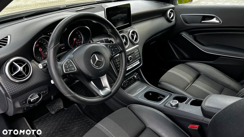 Mercedes-Benz Klasa A 200 CDI 7G-DCT AMG Line - 26
