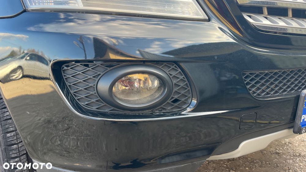 Mercedes-Benz ML 350 4-Matic - 24