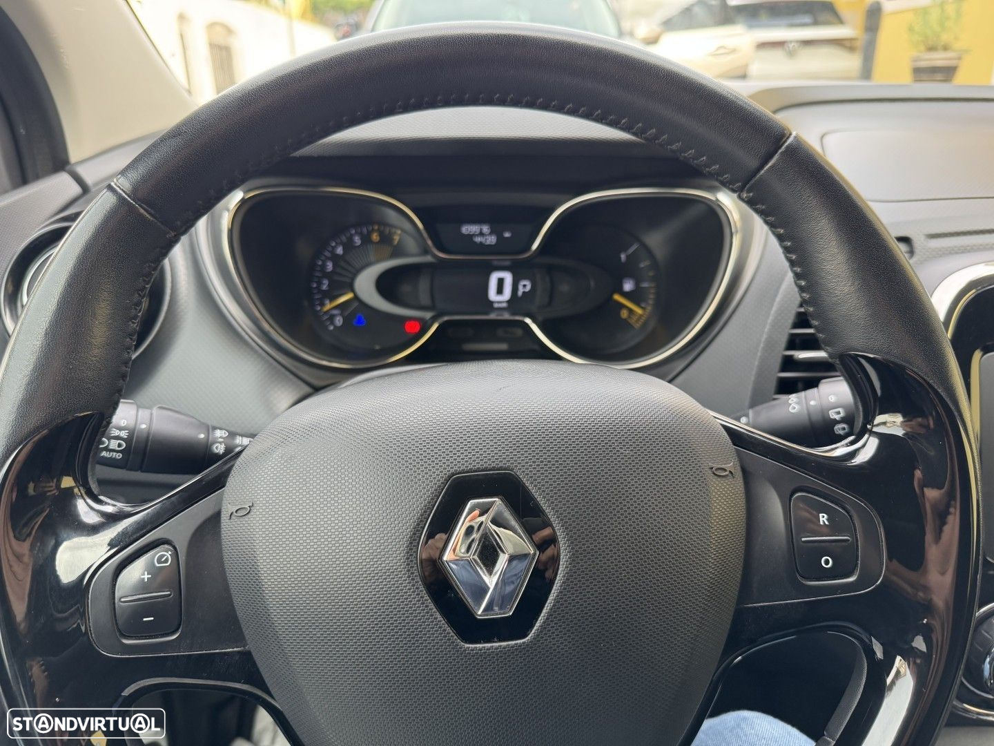 Renault Captur 0.9 TCE Exclusive - 12