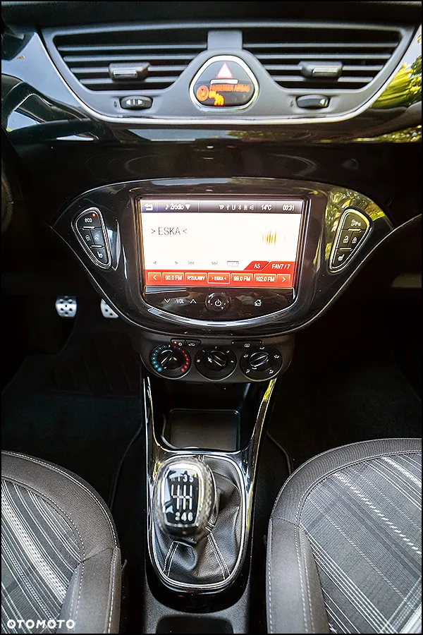 Opel Corsa 1.0 T Cosmo S&S - 30