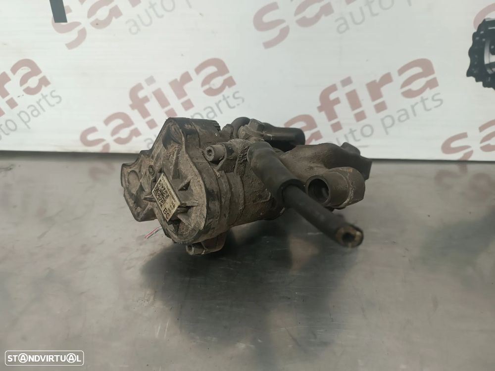 PINÇA / BOMBA DE TRAVÃO ELETRICA VOLKSWAGEN GOLF VII - TRAS ESQUERDA / DIREITA REF. 5Q0615405BC 5Q0615406BR - 2