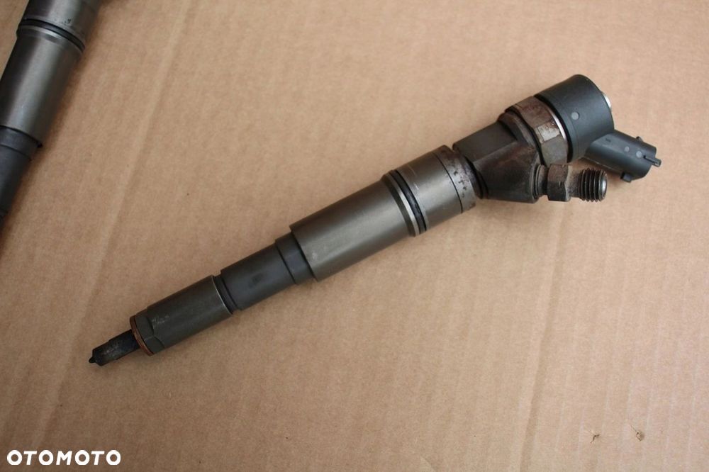 Wtryskiwacz DIESEL BMW E46 E39 E38 E53 X5 3.0D M57 7785984 0445110266 - 2