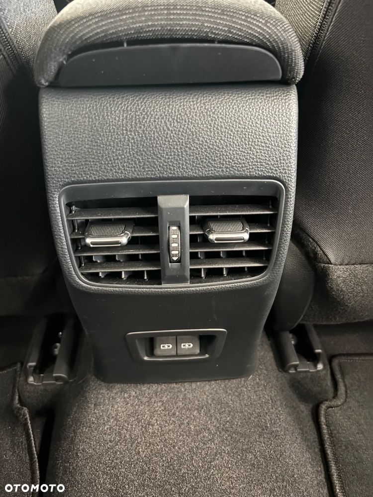 Toyota Corolla 1.5 Comfort - 15