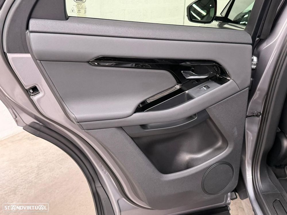 Land Rover Range Rover Evoque P300e Dynamic HSE - 47