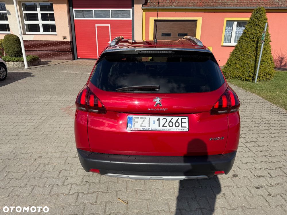 Peugeot 2008 PureTech 110 Stop&Start EAT6 Allure - 6