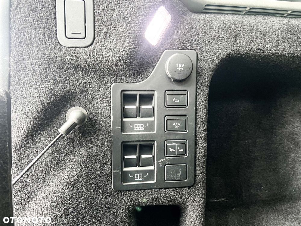 Land Rover Discovery 3.0 V6 Supercharged HSE - 9