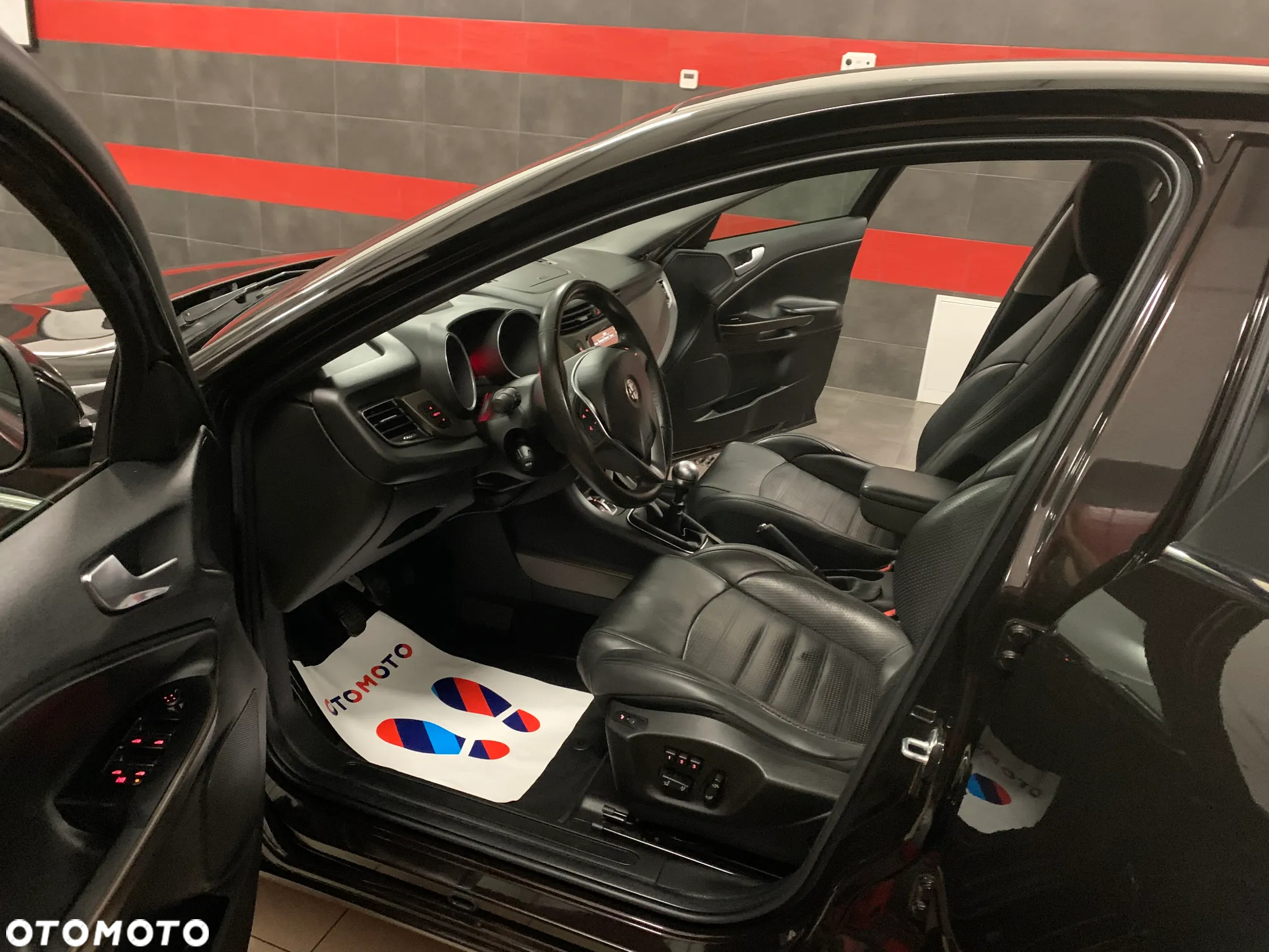 Alfa Romeo Giulietta 2.0 JTDM Exclusive - 9
