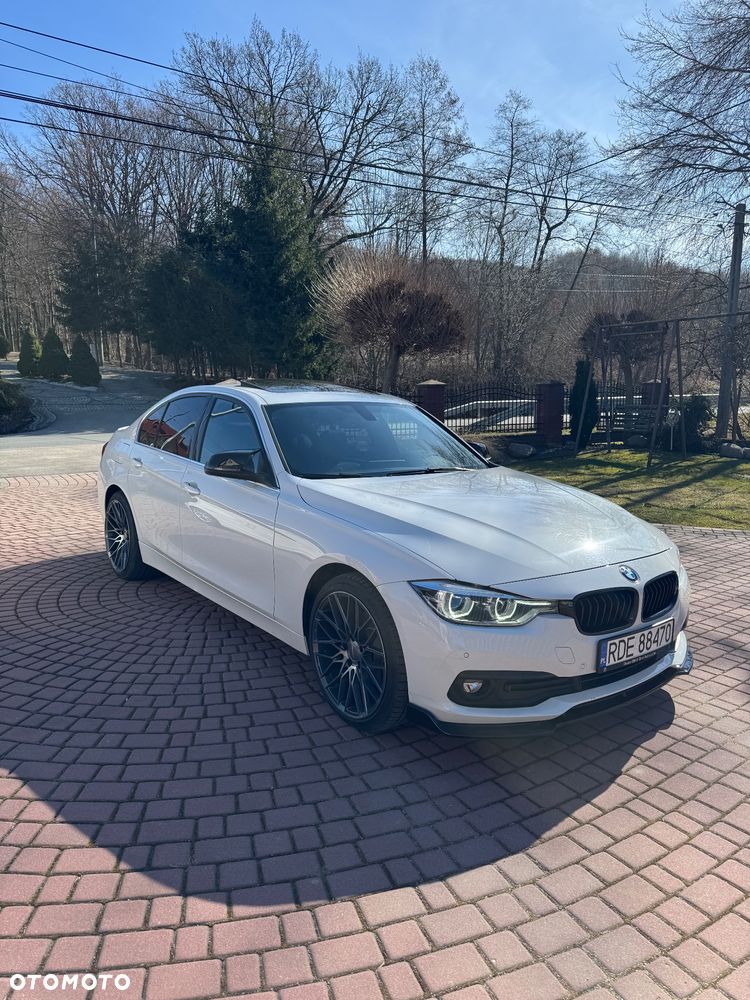 BMW Seria 3 320d xDrive Luxury Line - 1